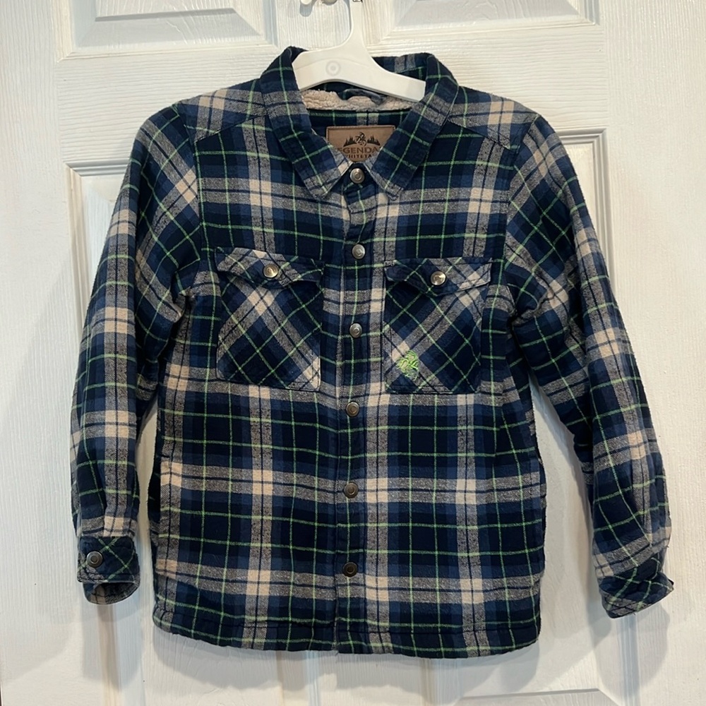 Legendary Whitetails jacket size Youth small 8. Like new